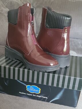 Clarks Women's Burgundy Patent Ankle Booties with Black Quilted Collar